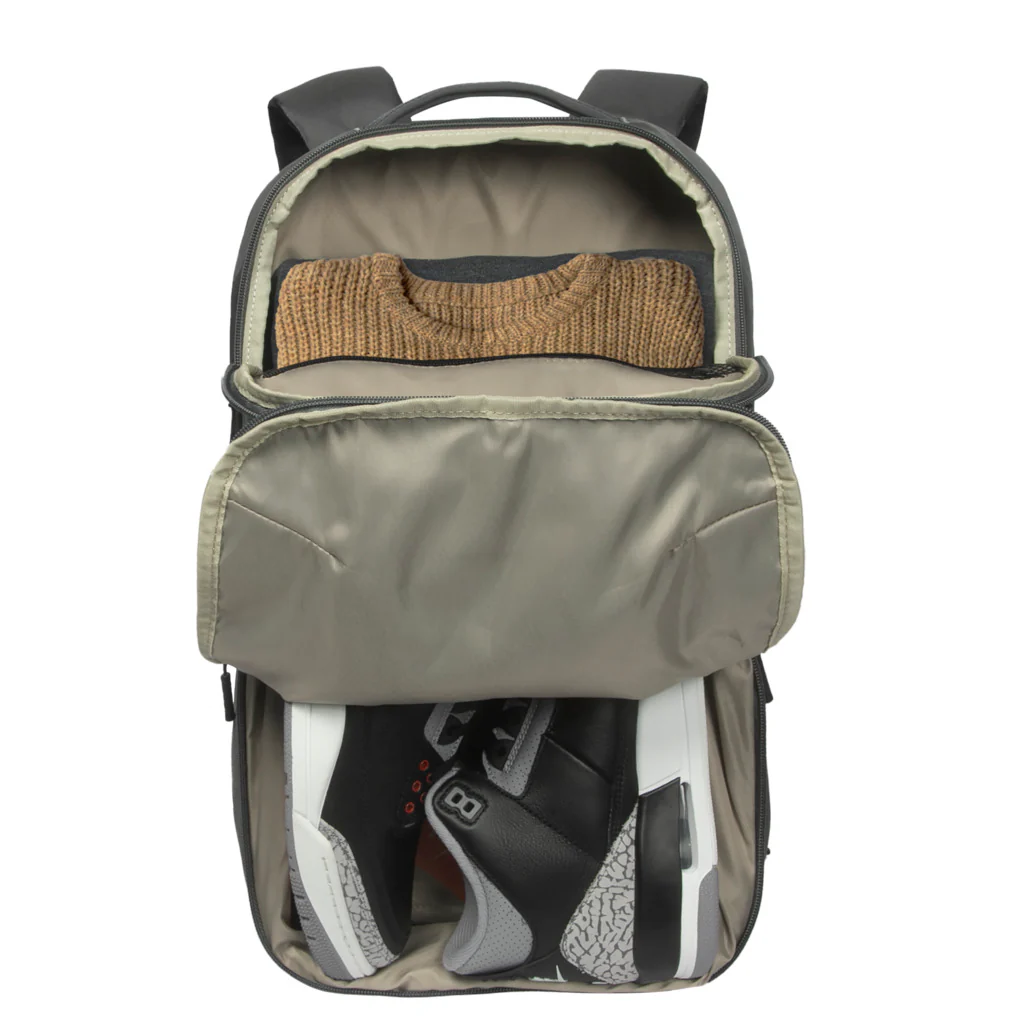 15-16” Work+ Play® Trio Backpack - Image 3