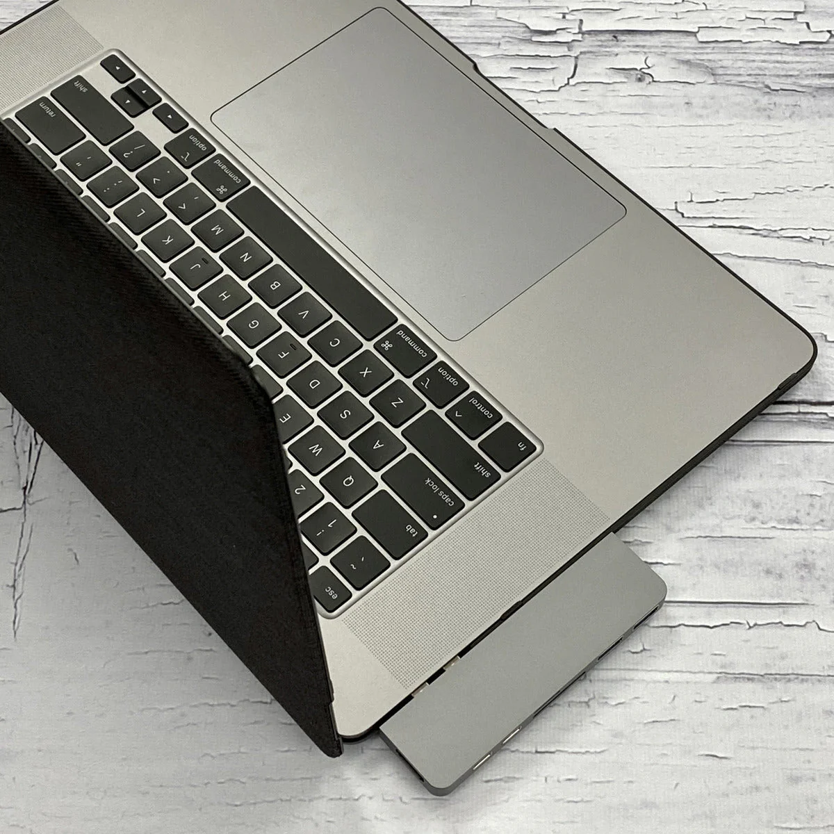 HyperDrive DUO 7-in-2 USB-C Hub - Silver - Image 24