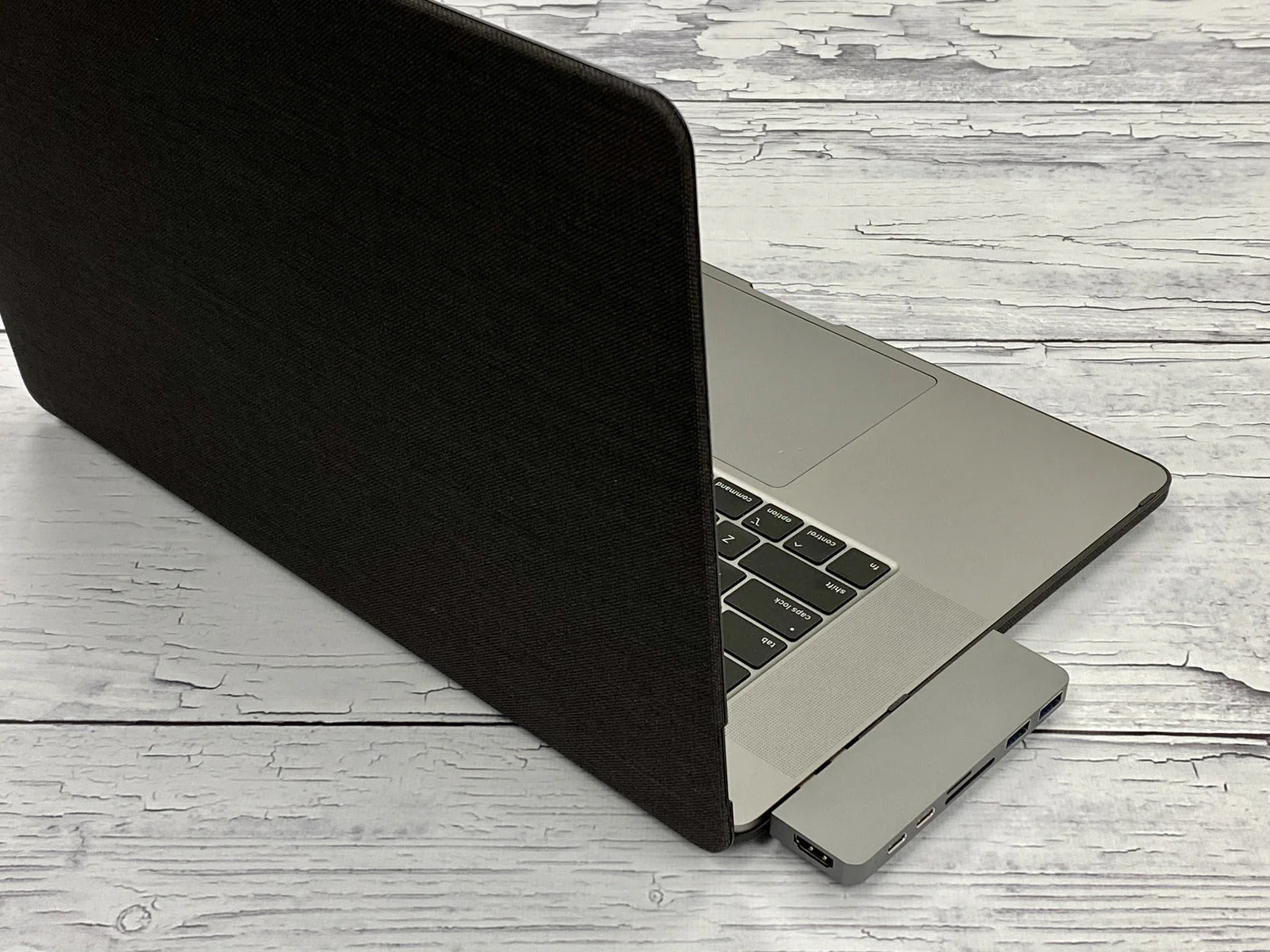 HyperDrive DUO 7-in-2 USB-C Hub - Silver - Image 25